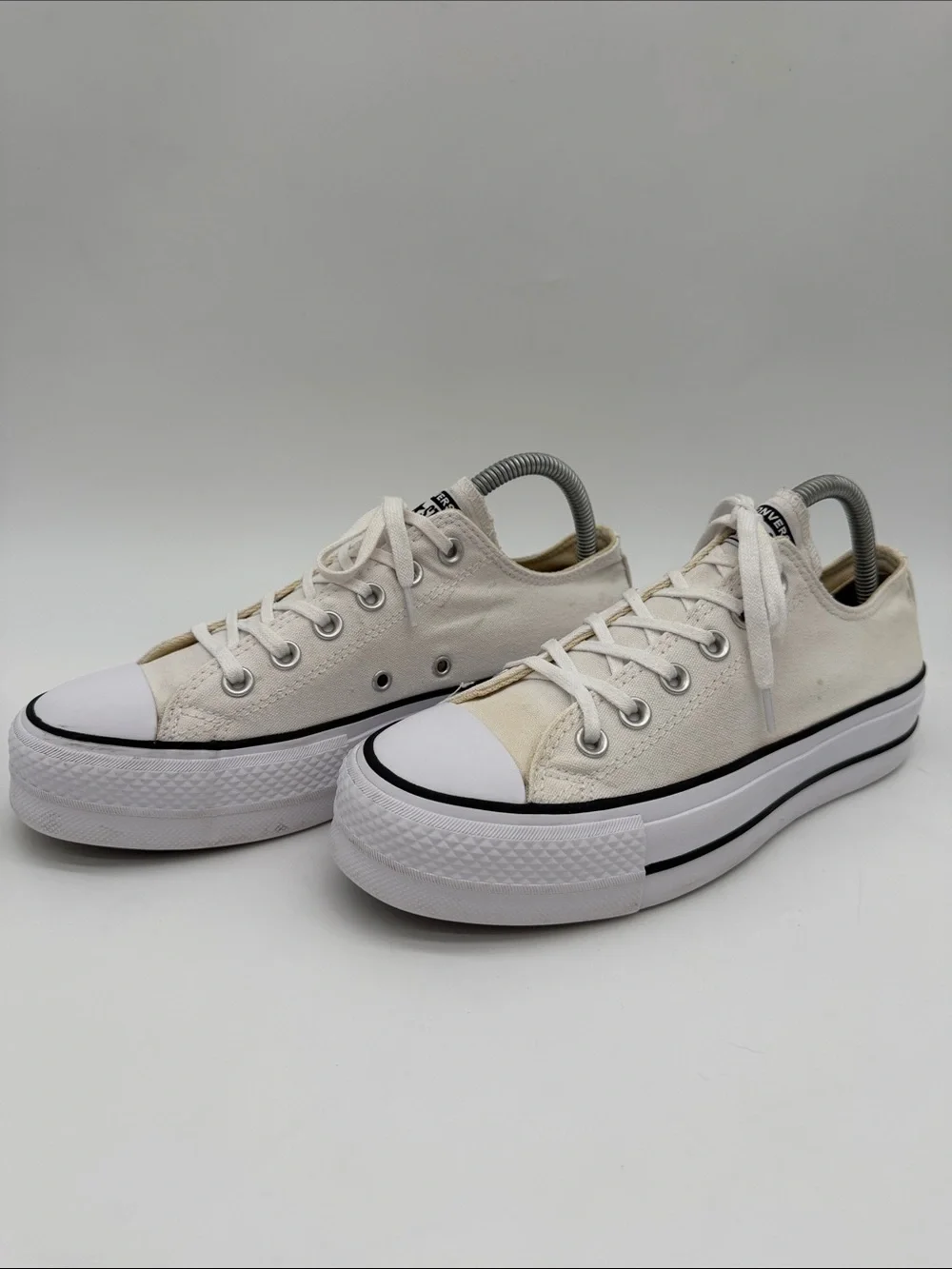 Converse Chuck Taylor All Star White Lift Low Platform Womens 8 Sneakers 560251F - Picture 7 of 16